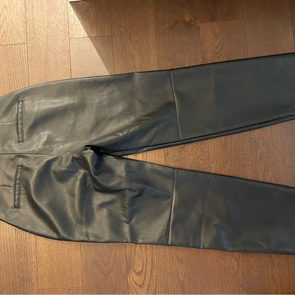 Aritzia Babaton Leather Pants- Size 0 - Picture 3 of 3